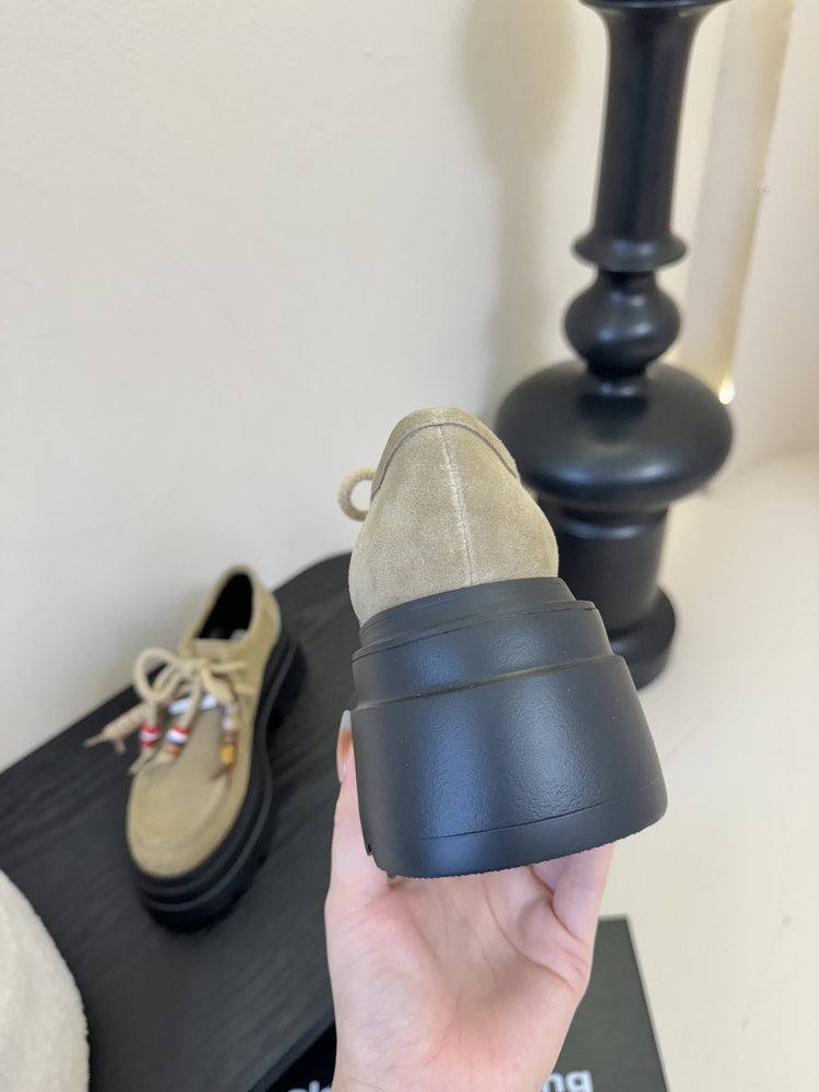 Туфли женские фото 7