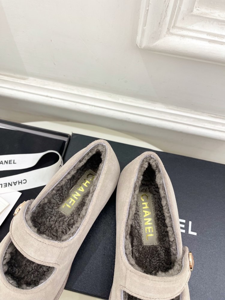 Туфли женские фото 7