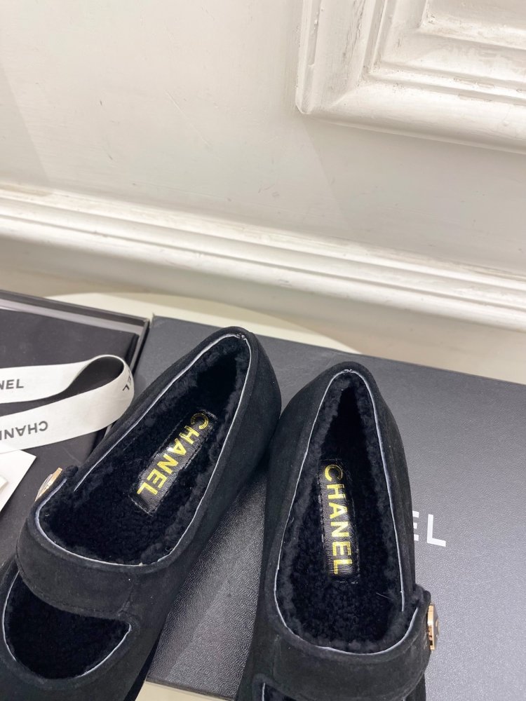 Туфли женские фото 7