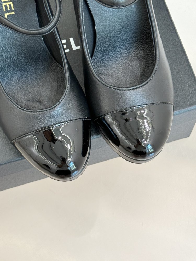 Туфли женские фото 7