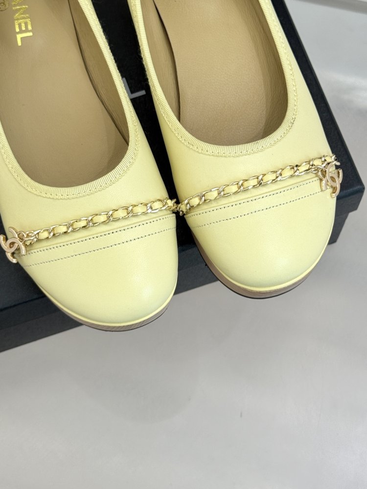 Туфли женские фото 7