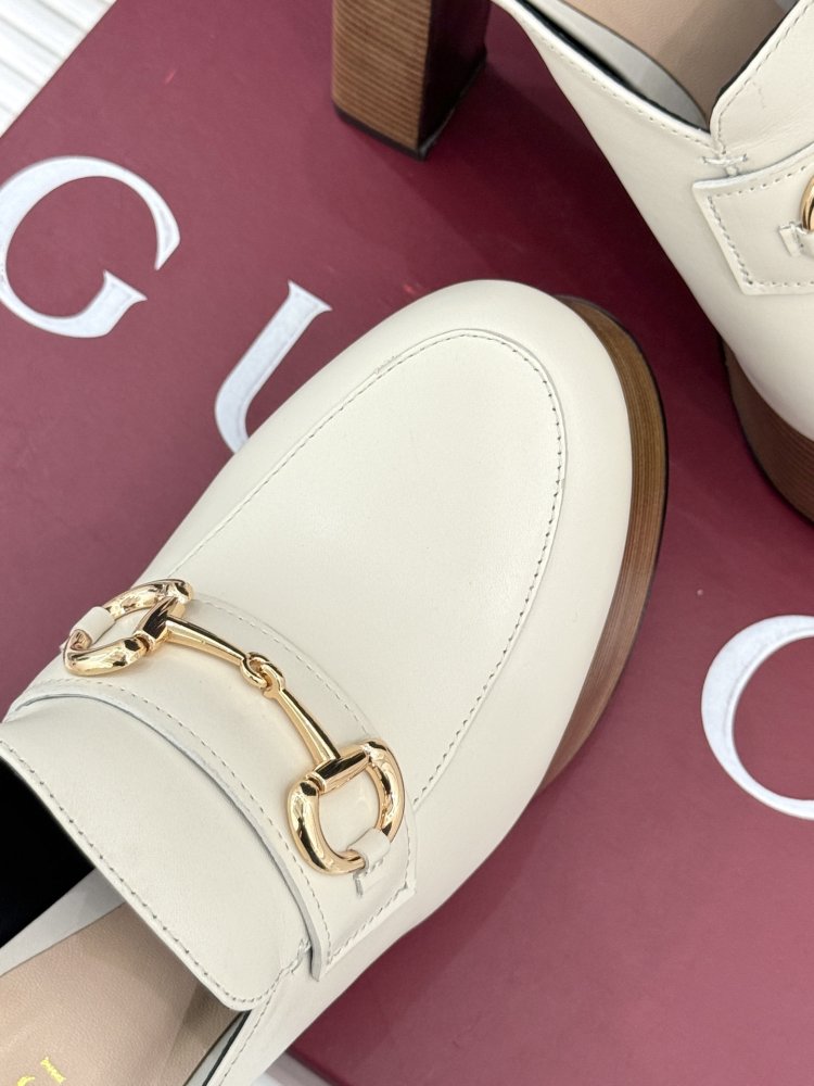 Туфли женские фото 7