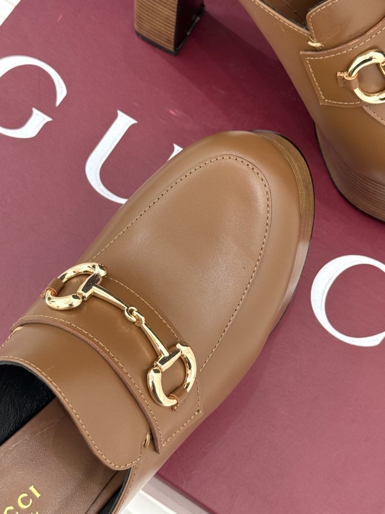 Туфли женские фото 7