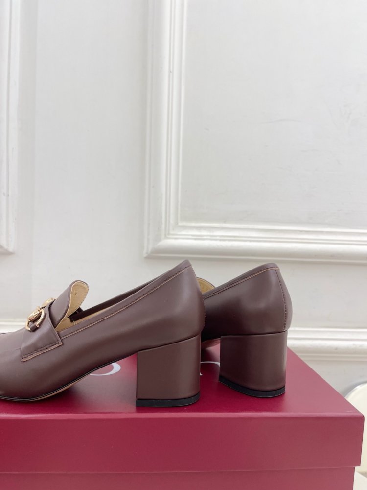 Туфли женские фото 7