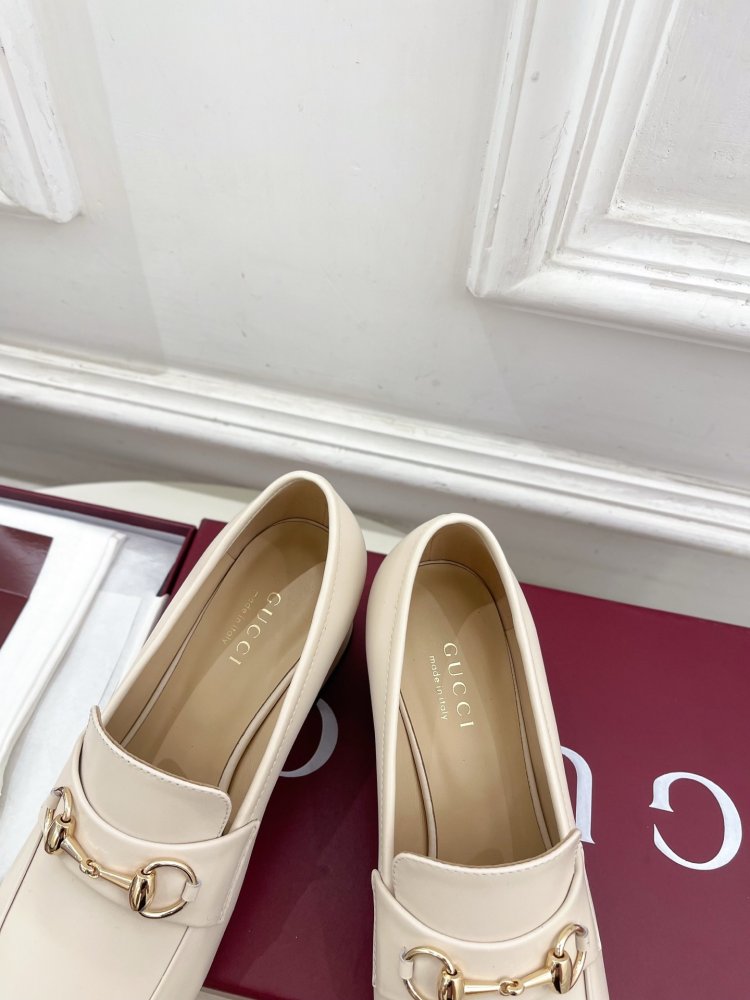 Туфли женские фото 7