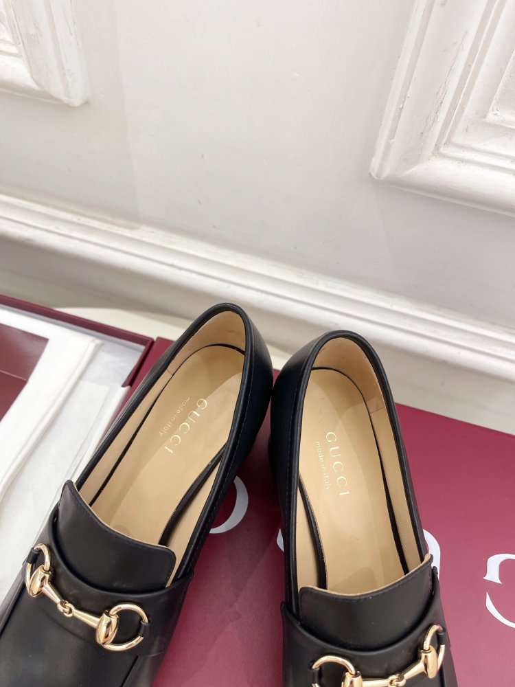 Туфли женские фото 7