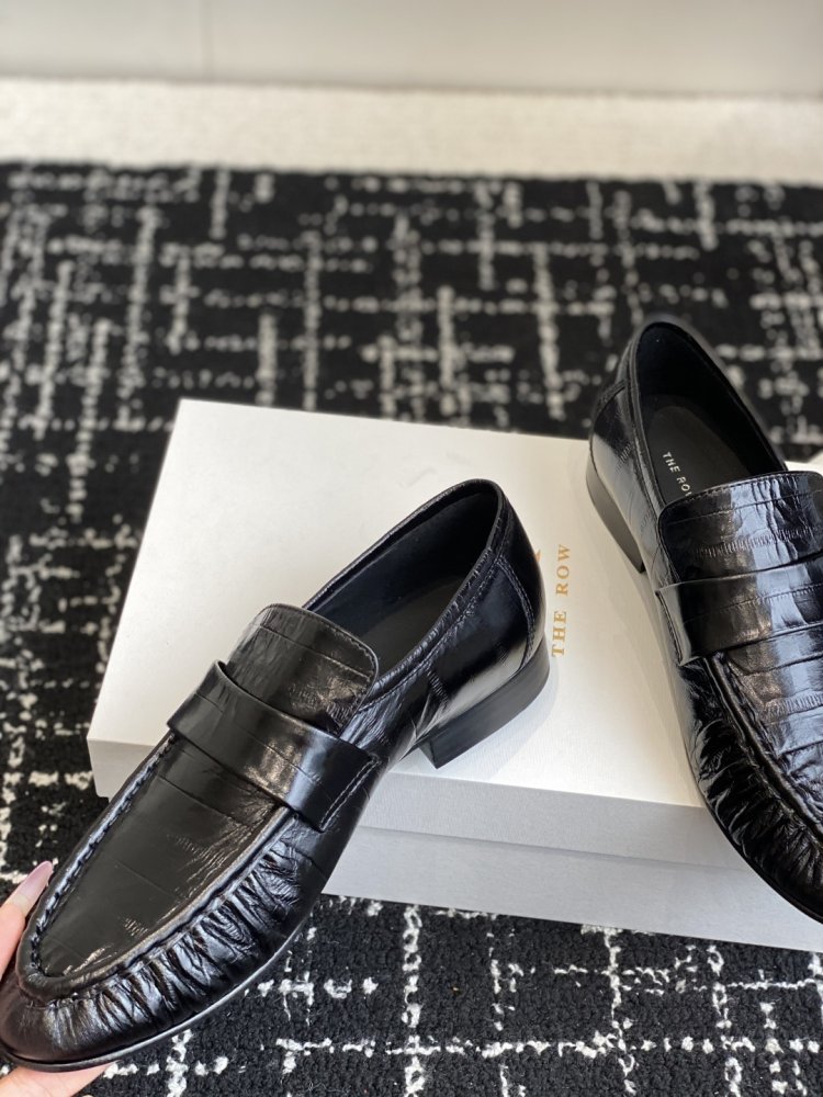 Туфли женские фото 7