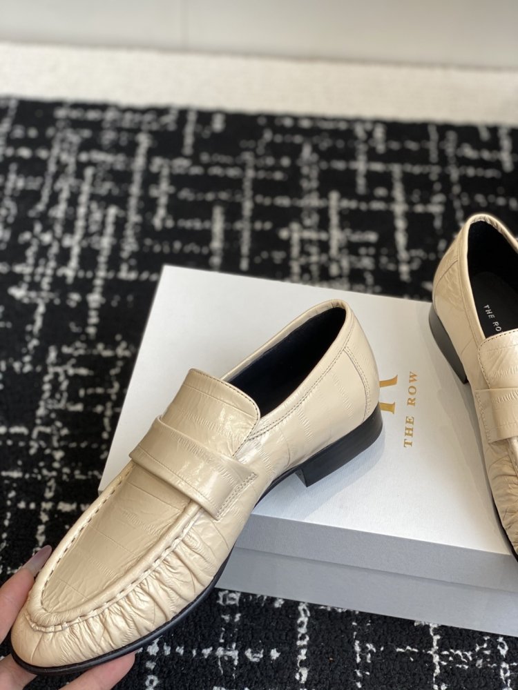 Туфли женские фото 7