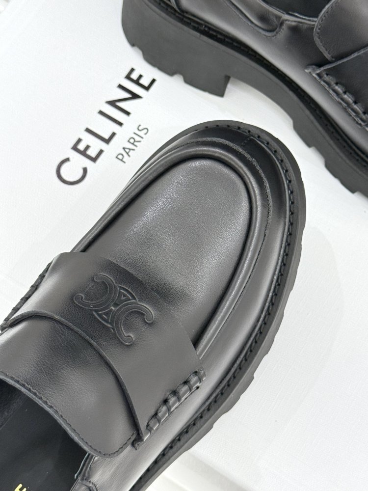 Туфлі жіночі фото 7