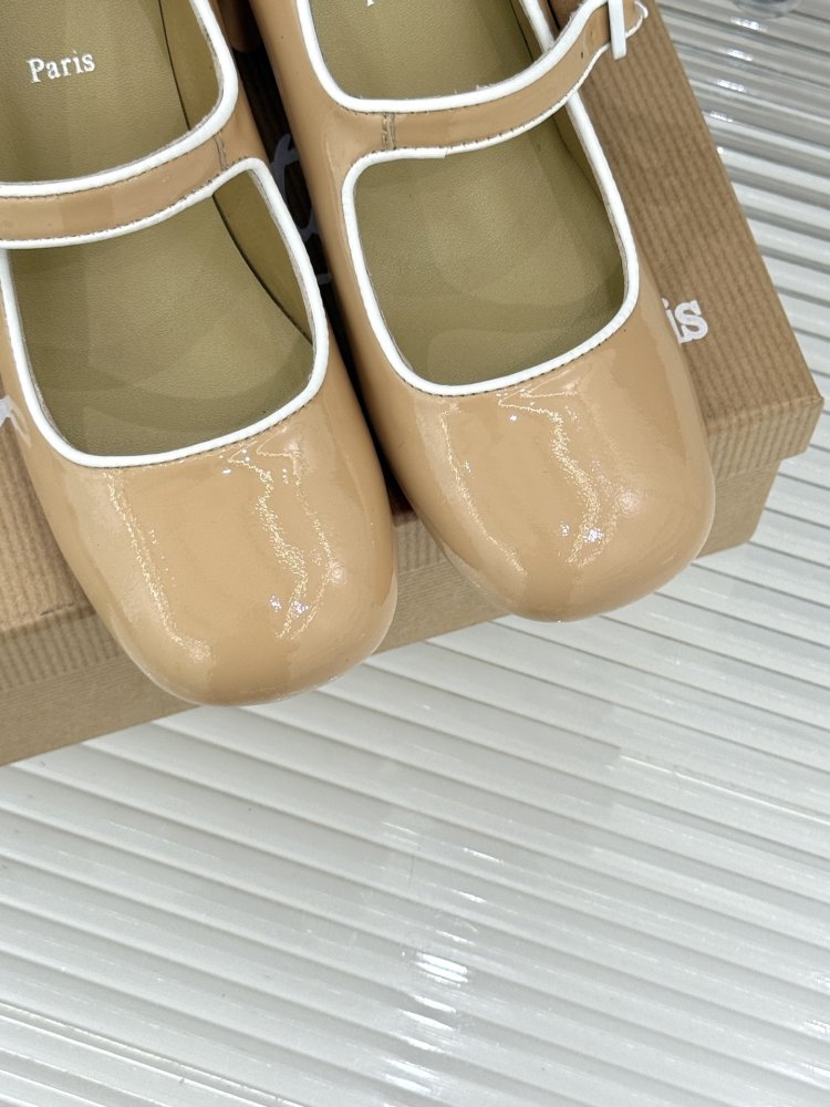 Туфли женские фото 7