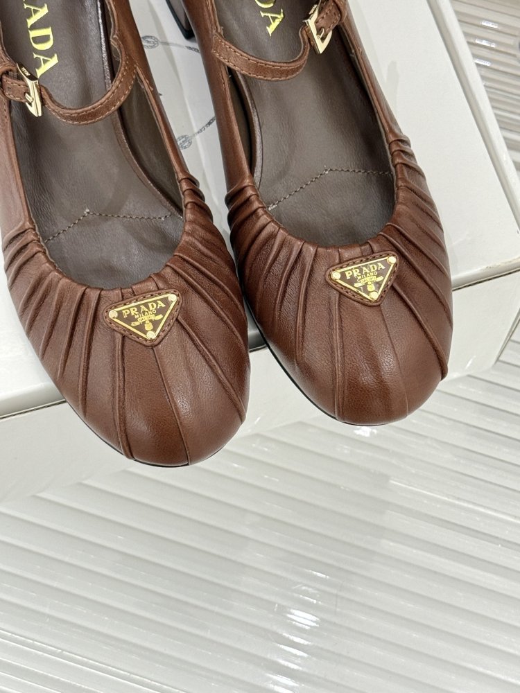 Туфли женские фото 7