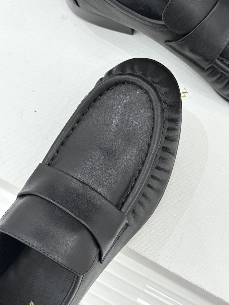 Туфли женские фото 7