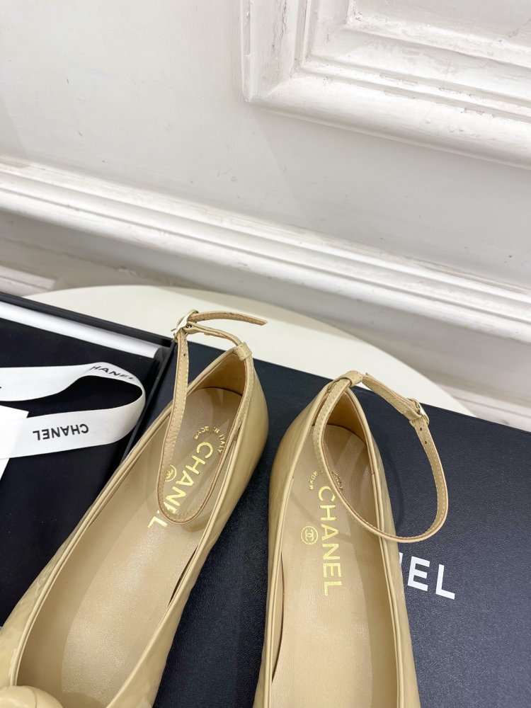 Туфли женские фото 8