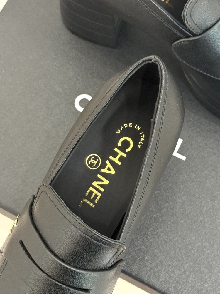 Туфли женские фото 8