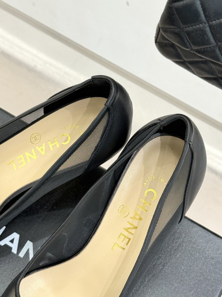 Туфлі жіночі фото 8