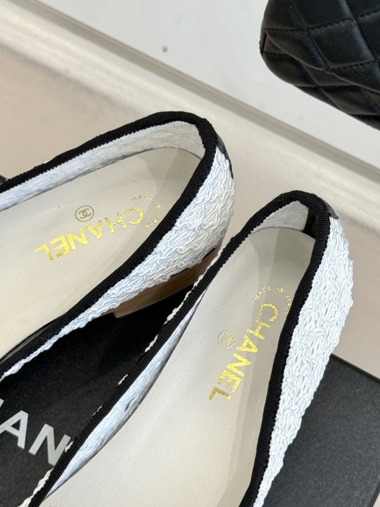 Туфли женские фото 8