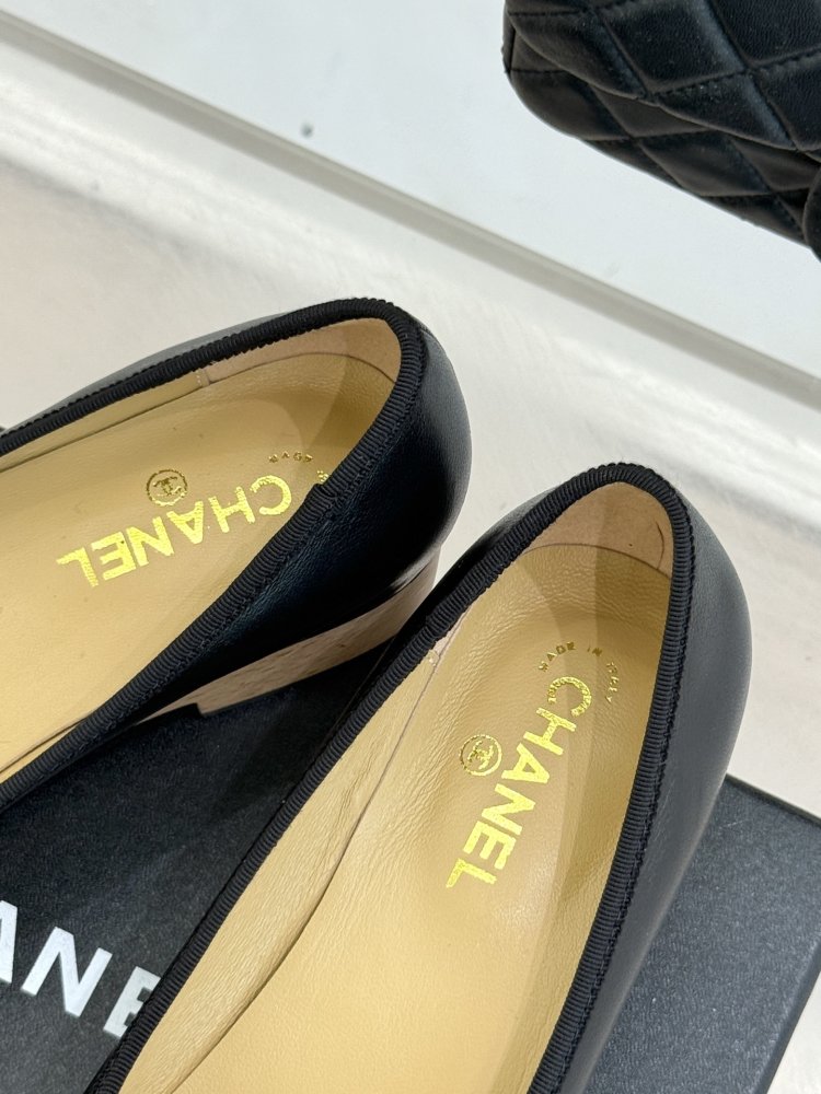 Туфли женские фото 8