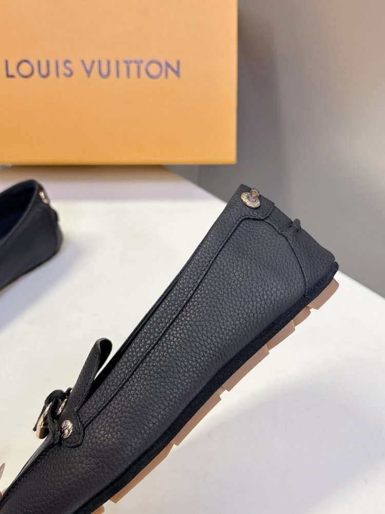 Туфли женские фото 8