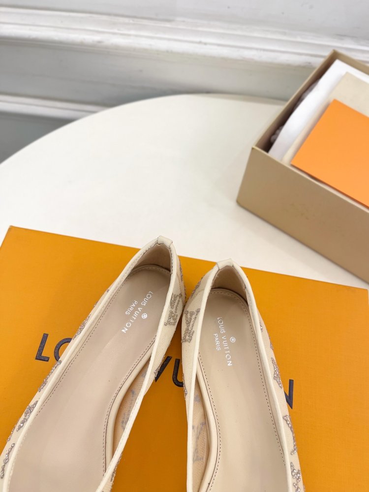 Туфли женские фото 8