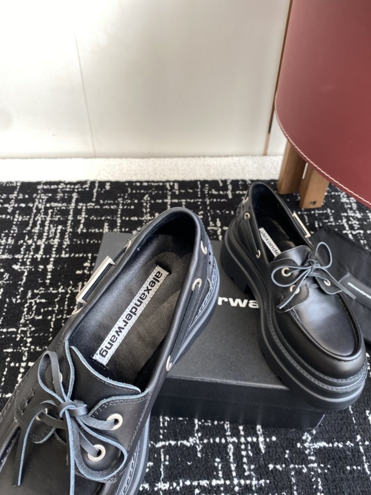 Туфли женские фото 8