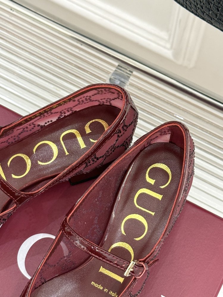 Туфли женские фото 8