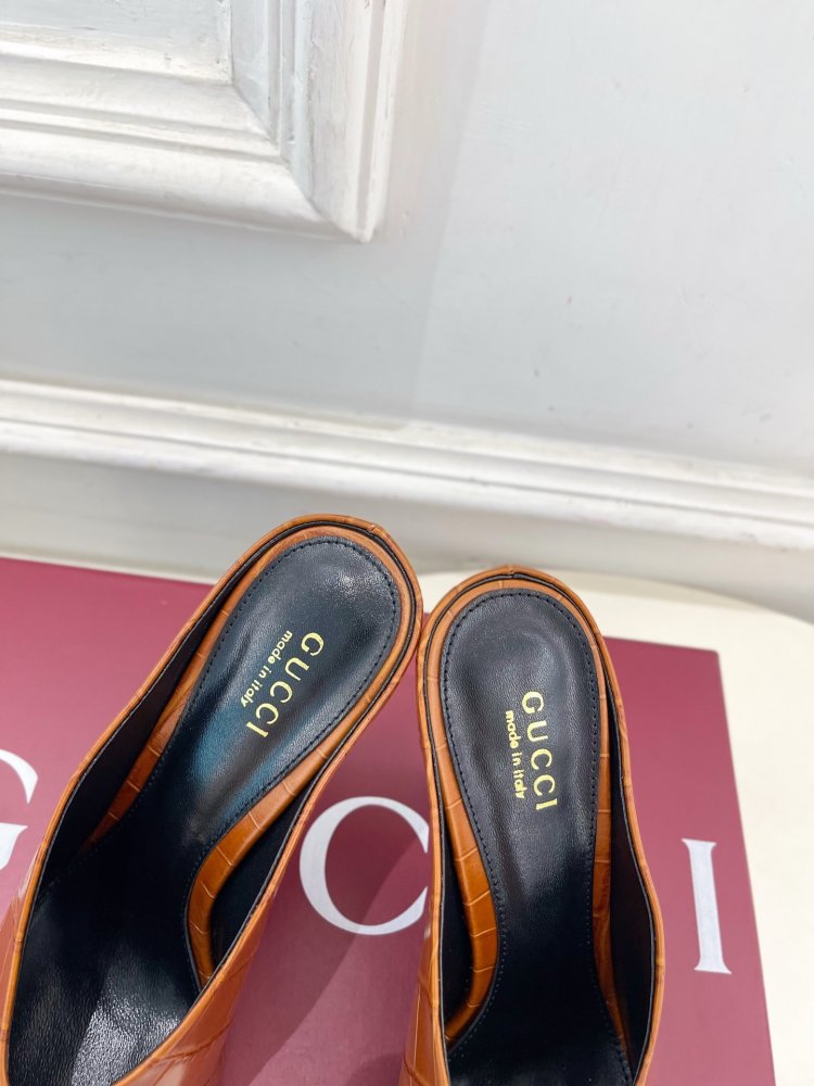 Туфли женские фото 8