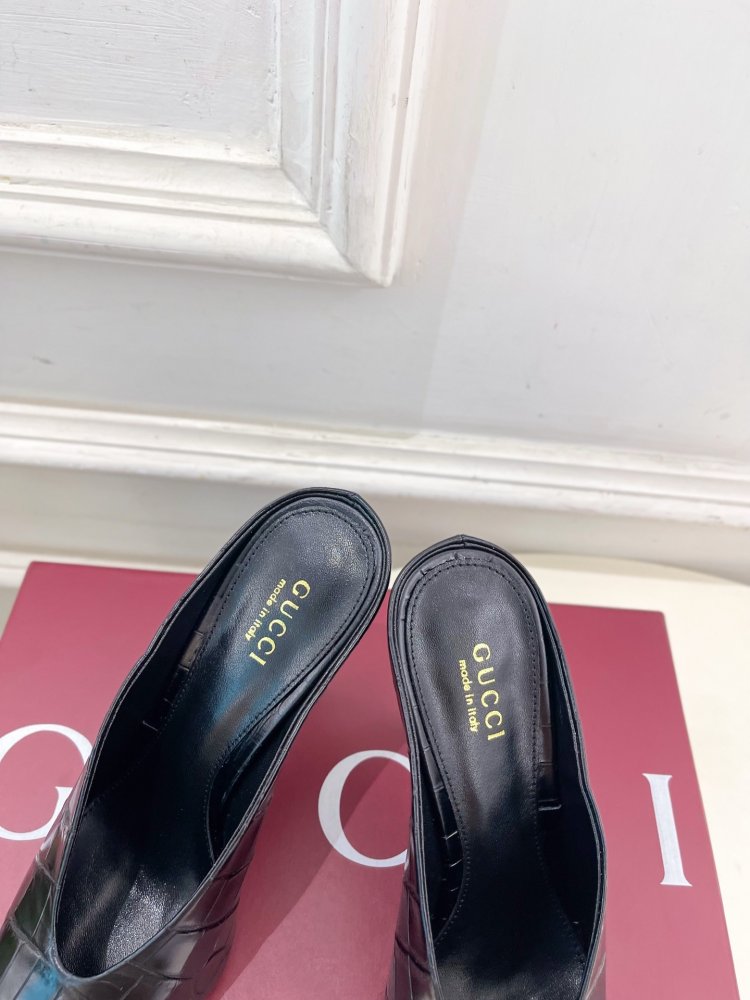 Туфли женские фото 8