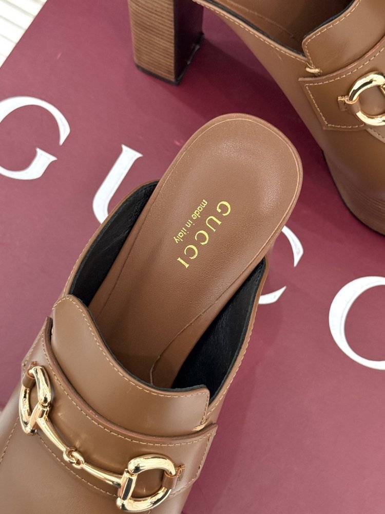 Туфли женские фото 8