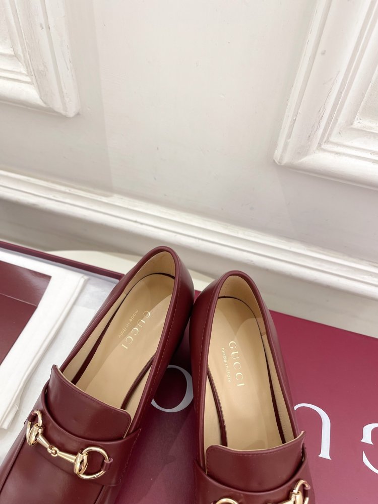 Туфли женские фото 8