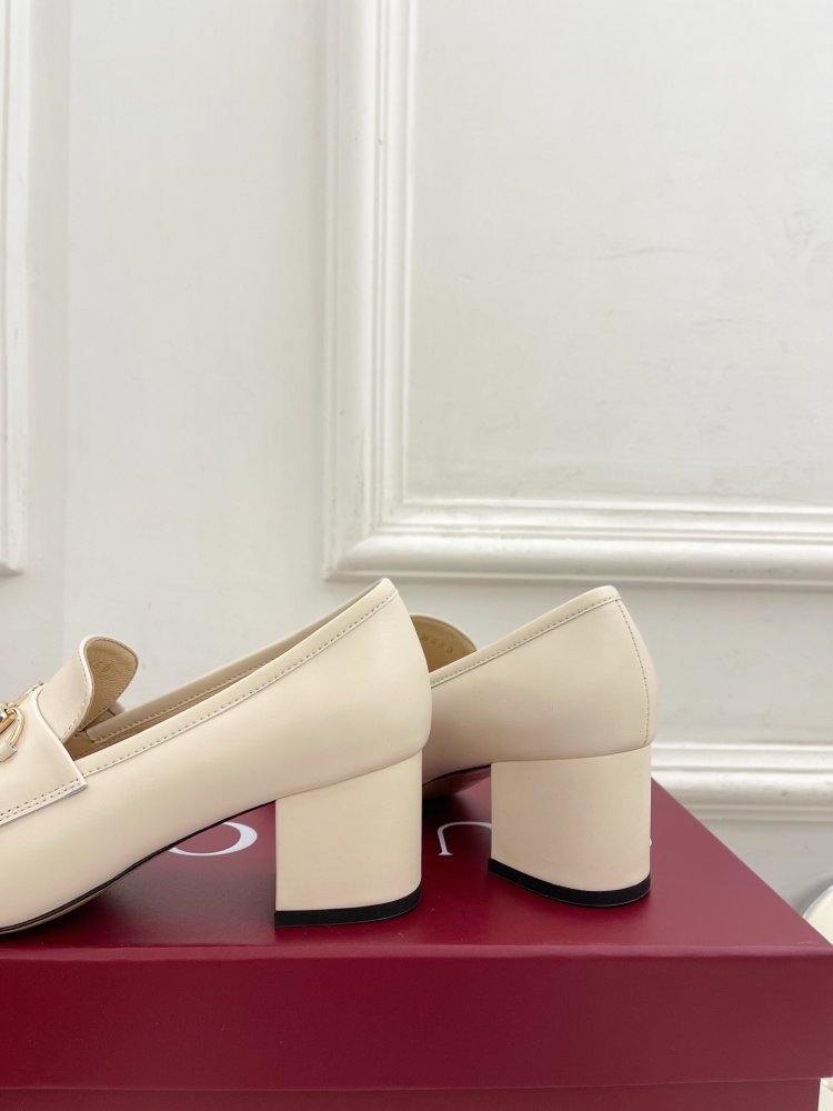 Туфли женские фото 8