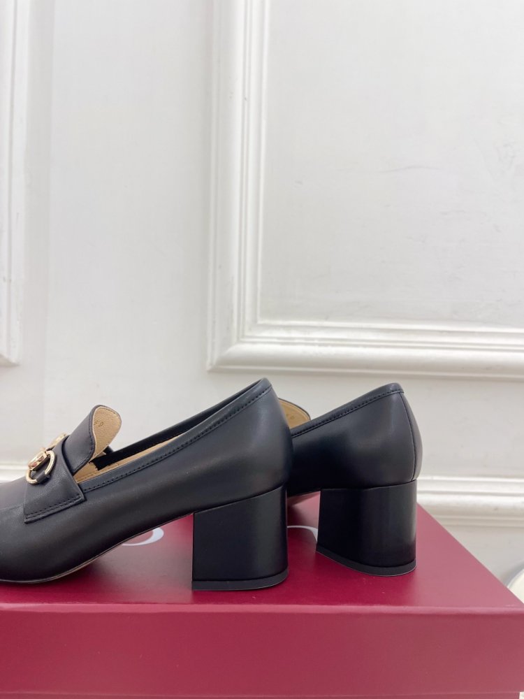 Туфли женские фото 8