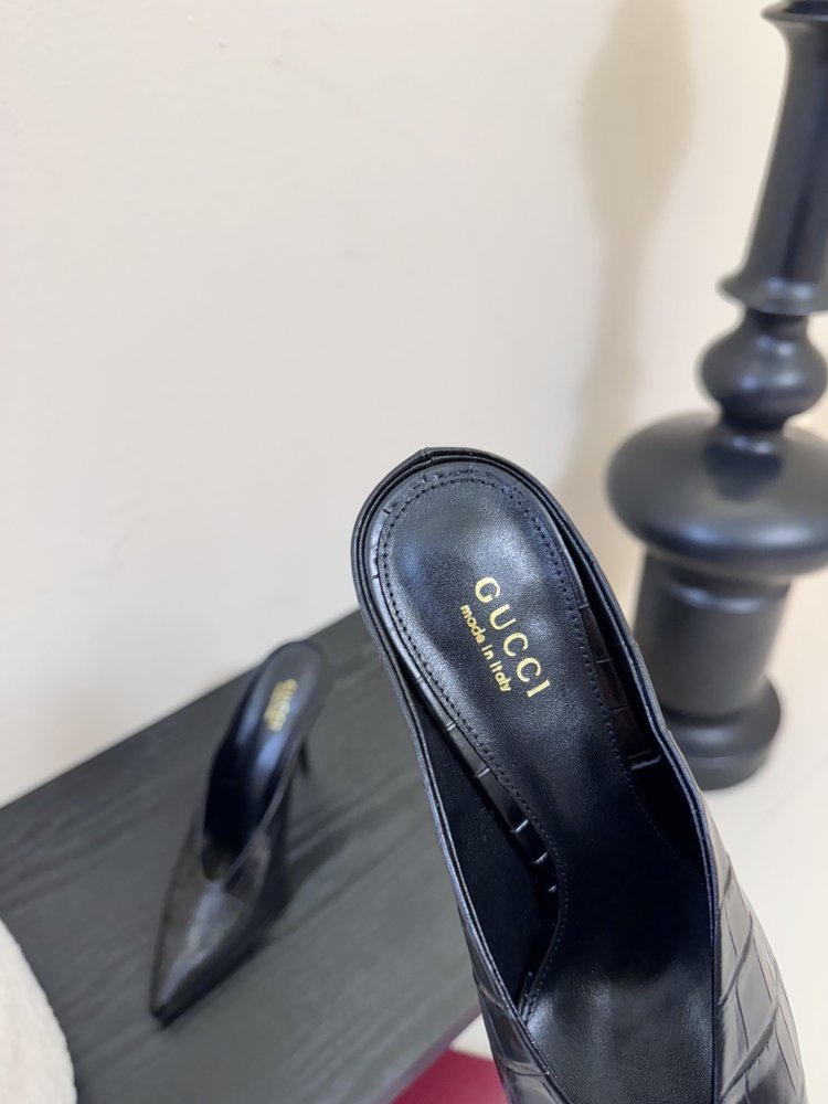 Туфли женские фото 8