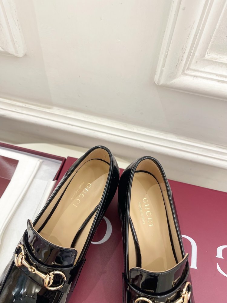 Туфли женские фото 8