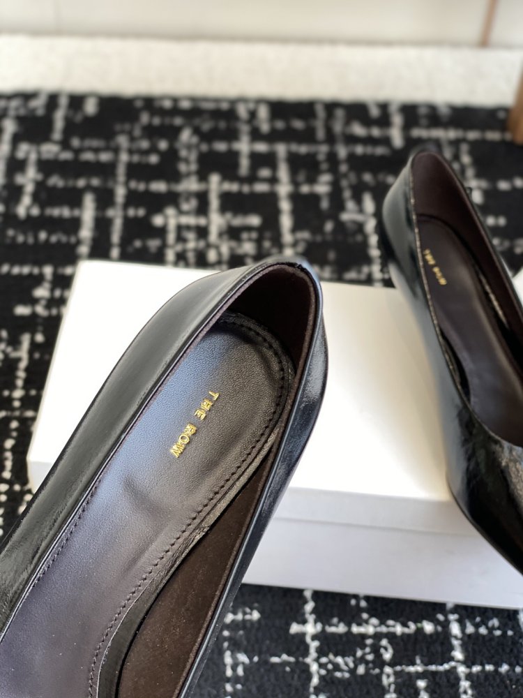 Туфли женские фото 8