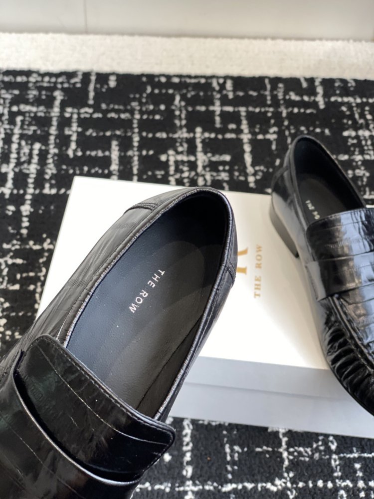 Туфли женские фото 8