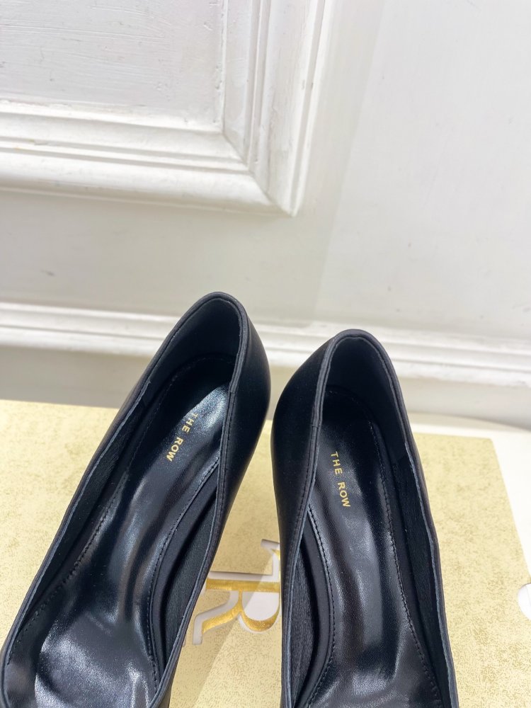 Туфлі жіночі фото 8