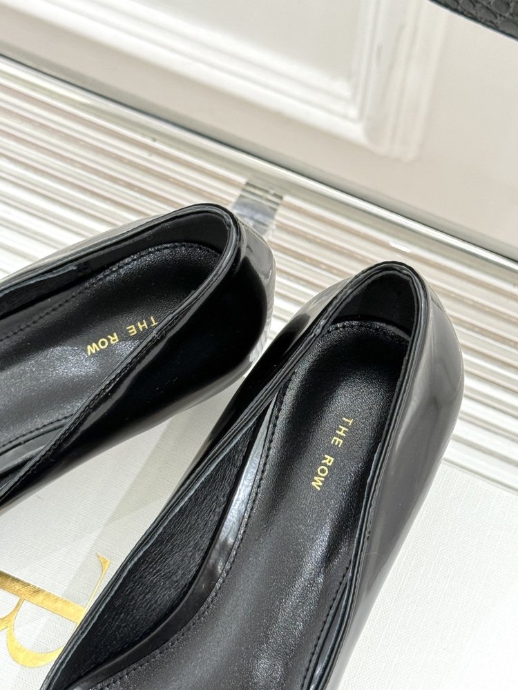 Туфлі жіночі фото 8