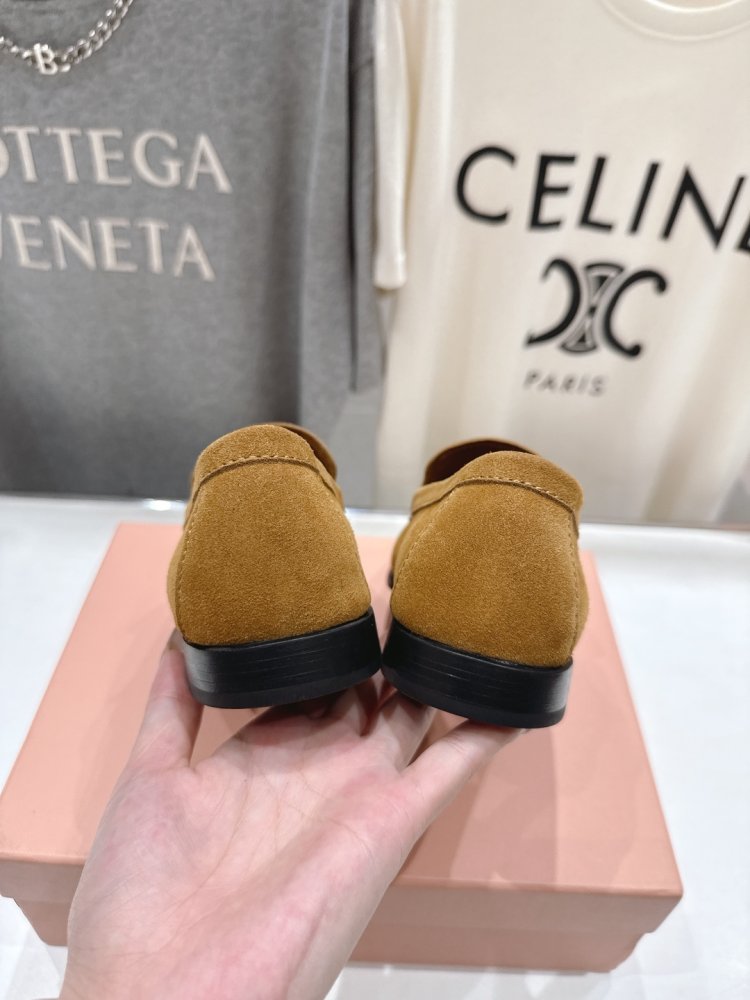 Туфли женские фото 8