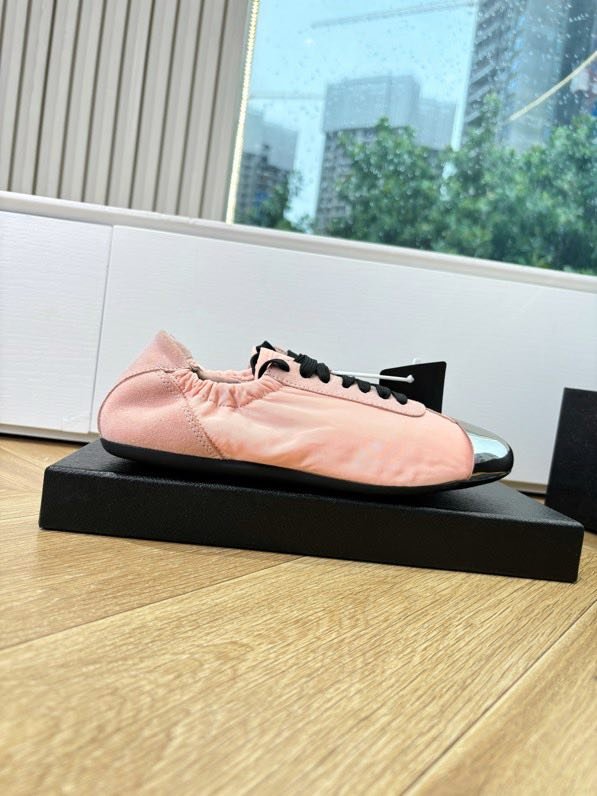 Туфлі жіночі фото 8