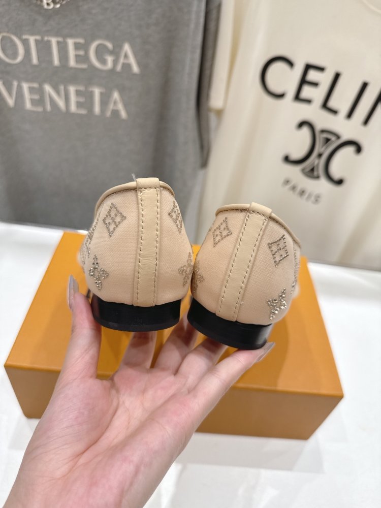 Туфли женские фото 8