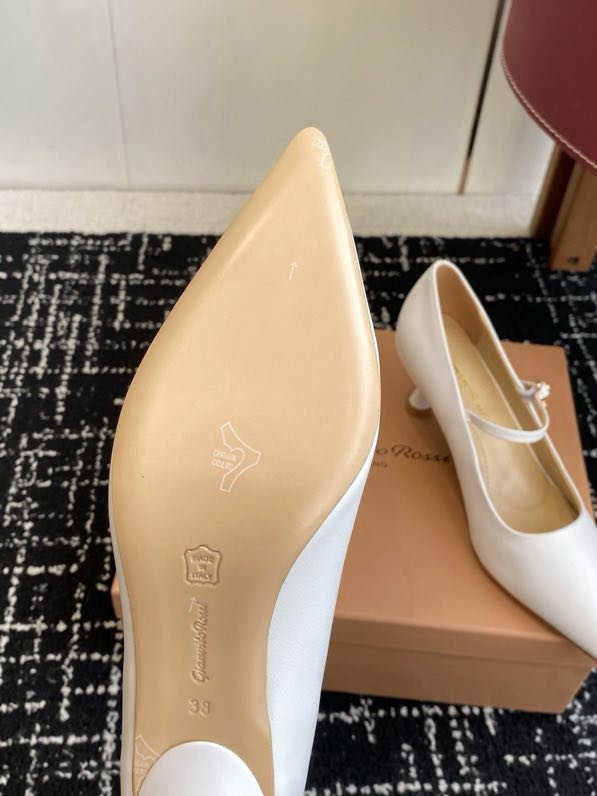 Туфли женские фото 8