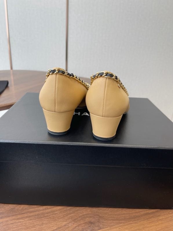 Туфлі жіночі фото 8