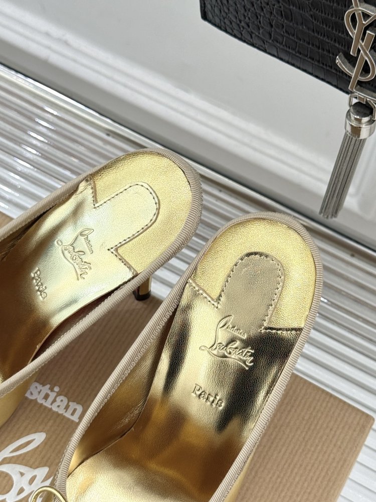 Туфли женские фото 8