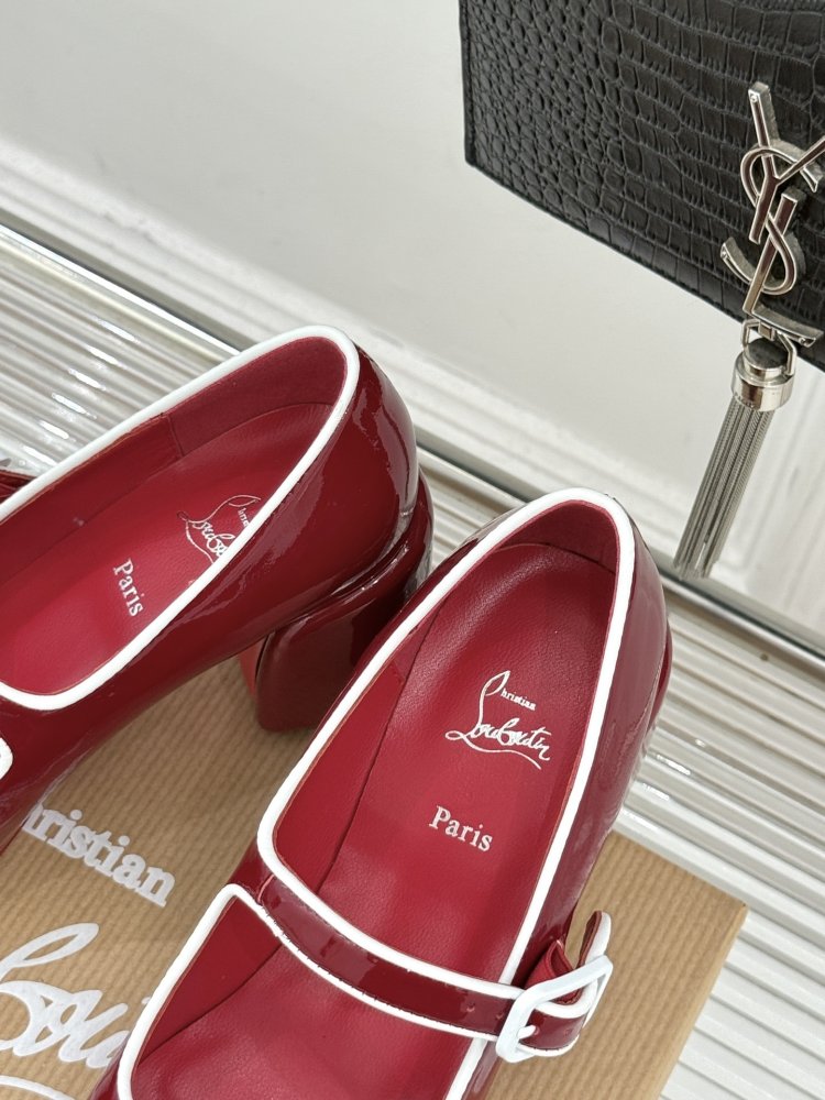 Туфли женские фото 8