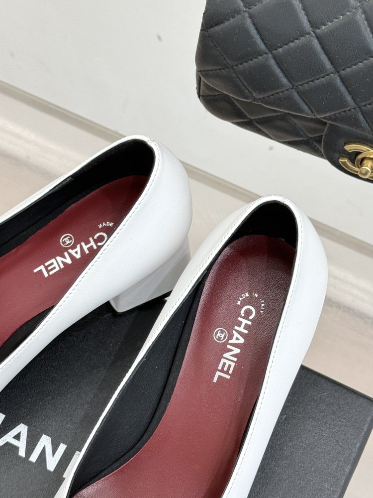 Туфлі жіночі фото 8