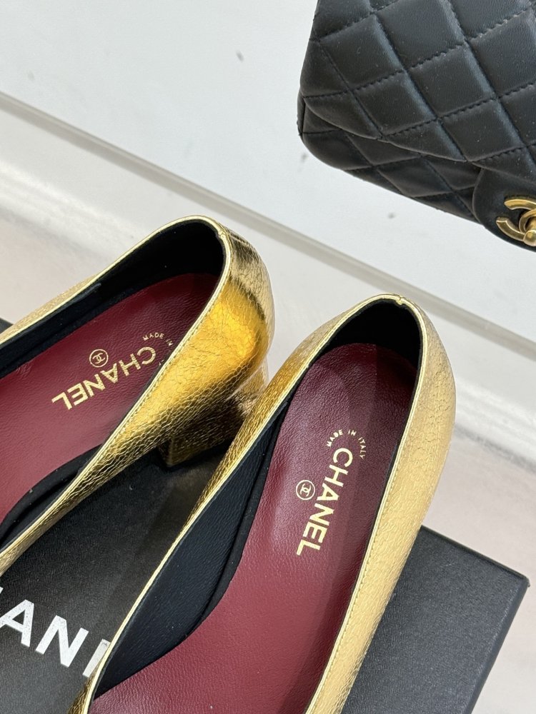 Туфлі жіночі фото 8