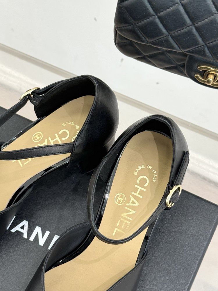 Туфлі жіночі фото 8