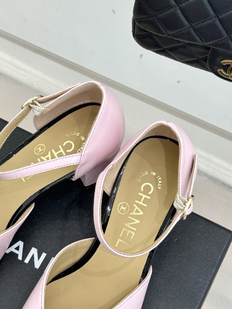 Туфлі жіночі фото 8