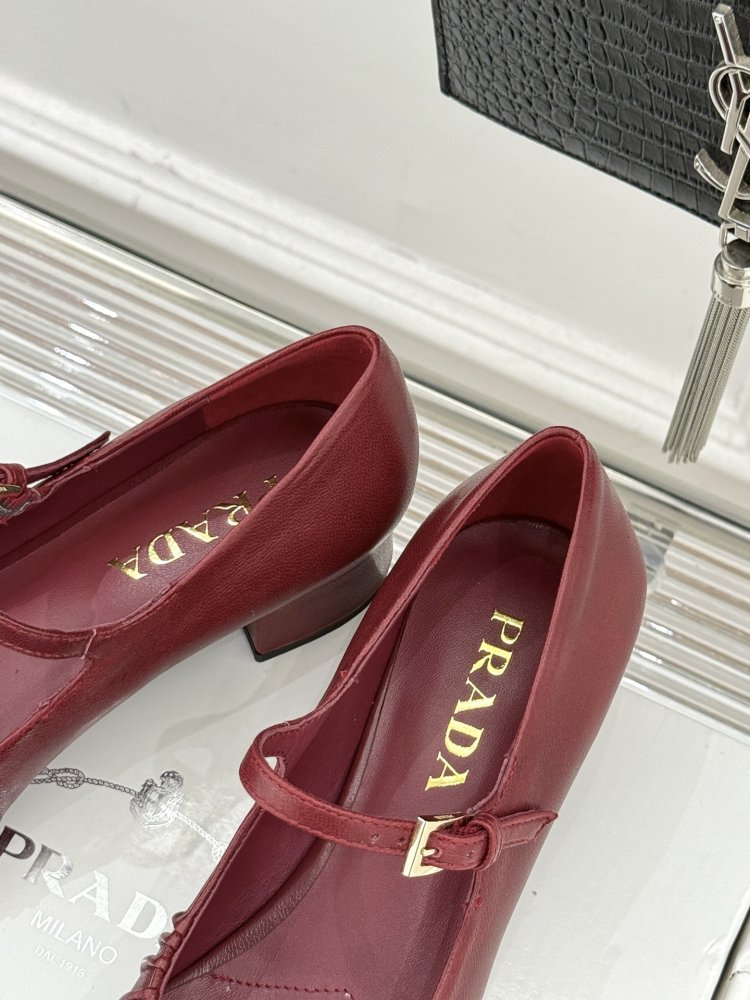 Туфли женские фото 8