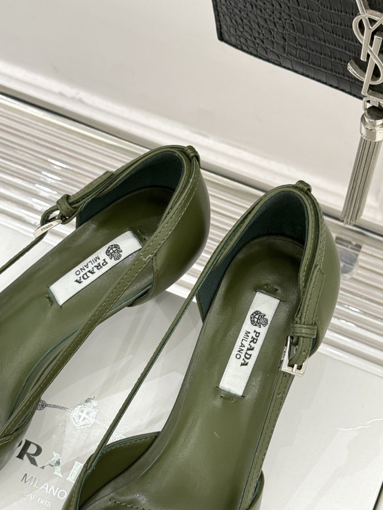 Туфли женские фото 8